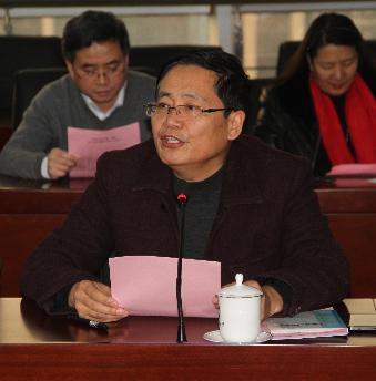 党委统战部部长张军主持座谈会