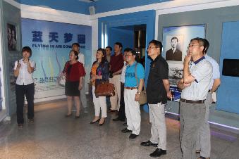 参观沈飞航空博览园 参观沈飞航空博览园